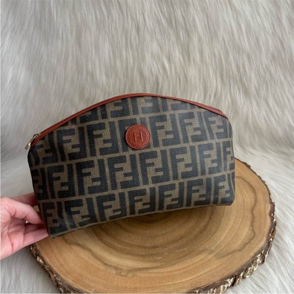 Fendi vintage large cosmetic clutch pouch bag - Picture 4 of 16